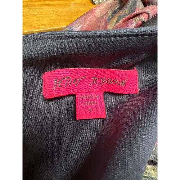 Betsey Johnson Navy Floral Stretch Sheath Midi Dress Cap Sleeve Back Zip Size 0 - Picture 3 of 5